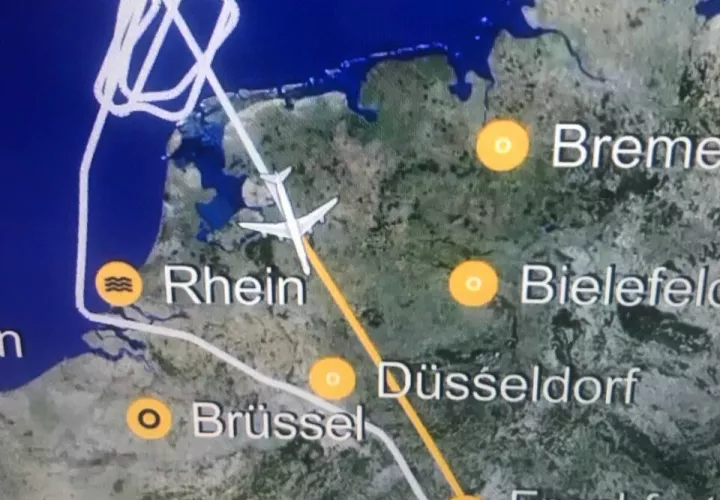 Recorrido que realizó el avión que trasladaba a la selección de Panamá. 