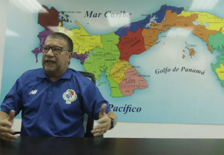 El técnico de la selección de Panamá. Foto: AP
