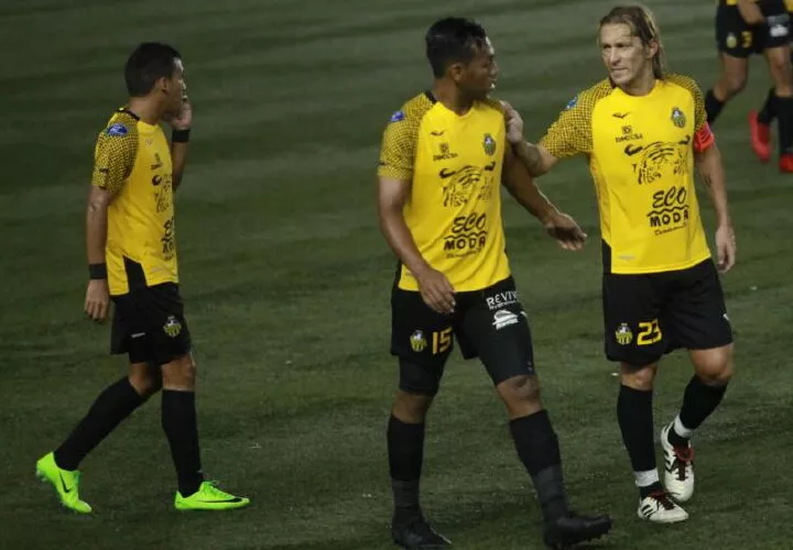 El CAI logró su clasificación al empatar con el Plaza.  Foto: Anayansi Gamez