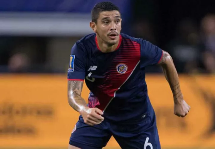 El jugador tico José Salvatierra.