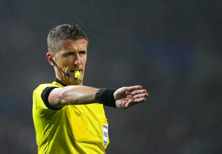 La FIFA comunicó a más de 100 árbitros el uso del videoarbitraje en el Mundial de Rusia 2018. Foto EFE