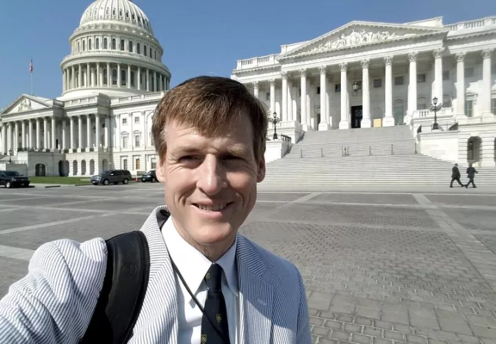 El veterano periodista de radio Jamie Dupree. Foto: AP