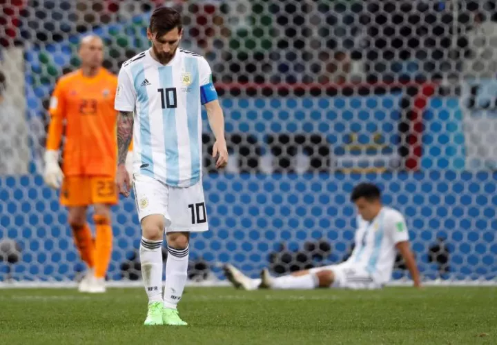 La Albiceleste cayó este jueves &quot;a pedazos&quot; ante Croacia en la fase de grupos del Mundial de Rusia. Foto EFE