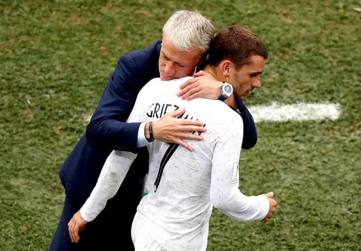 El seleccionador francés aseguró que el conjunto &quot;bleu&quot; accedió con merecimiento a las semifinales del Mundial tras haber vencido a Uruguay. Foto EFE