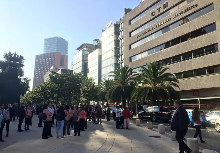 En la memoria de los capitalinos todavía está muy presente el sismo del 19 de septiembre del año pasado, que dejó 228 víctimas mortales en la ciudad. EFE