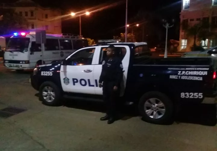 La policía continúa realizando retenes, puntos de control y allanamientos para sacar de circulación a sujetos que son requeridos por las autoridades judiciales. Foto: José Vásquez