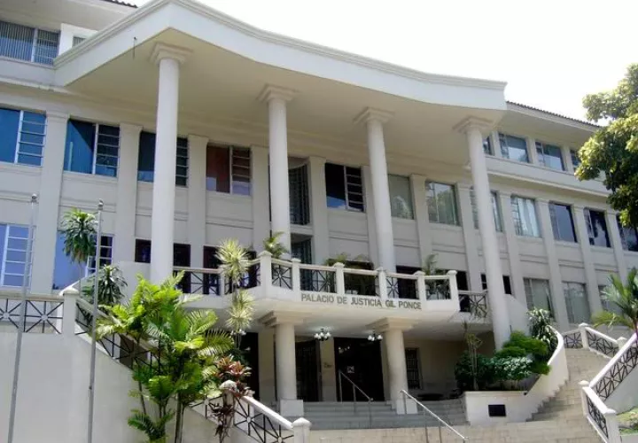 El comunicado explica que Martinelli está a órdenes del juez de garantías. Foto: Archivo