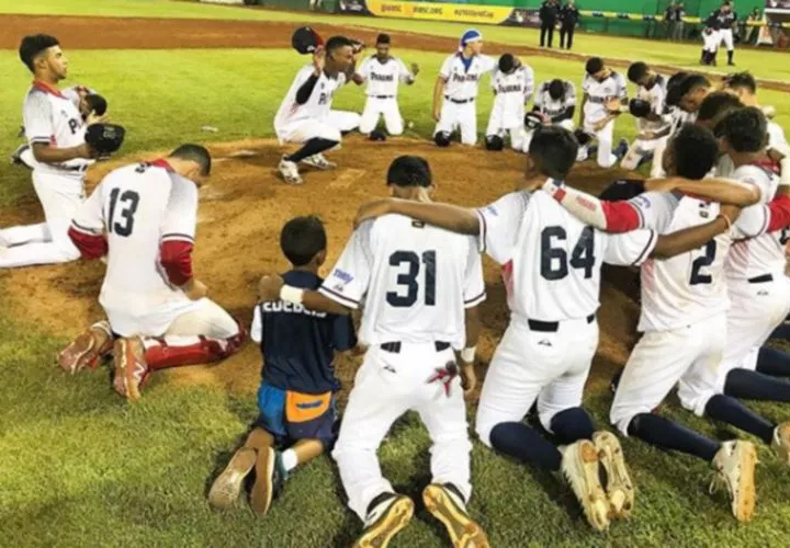 Equipo de Panamá. Foto: Fedebeis