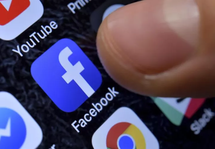 como el primer servicio oficial del rubro, &quot;Línea Verde 9-1-1&quot; buscará consolidarse en el combate a la &quot;creciente utilización de las redes sociales para desinformar, confundir, manipular, crear conmoción o alarma pública en sus destinatarios&quot;. EFE