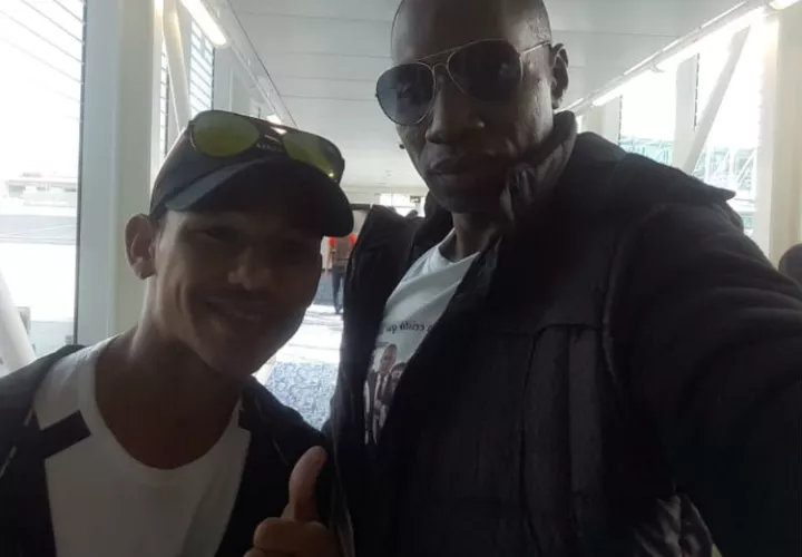 El excampeón mundial Luis &quot;El Nica&quot; Concepción junto a su entrenador Juan Mosquera.