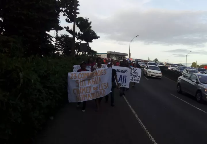 La reparación de calle Negra es otra de las exigencias. Foto: Eric Montenegro