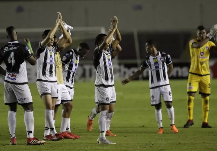 El Tauro viene de ganar en la Liga Concacaf. Foto: EFE