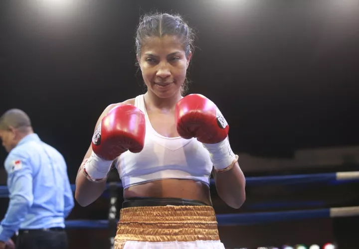 La púgil panameña Laura Ledezma adelantó que tomará una semana de descanso para retomar sus entrenamientos con miras a su oportunidad titular. Foto: Anayansi Gamez