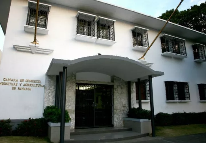 Vista general de la sede de la Cámara de Comercio, Industria de Agricultura de Panamá (CCIAP).