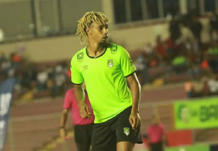 La llegada del atacante Boris Alfaro ha resultado muy beneficiosa para el onceno de Costa del Este. Foto: Archivo