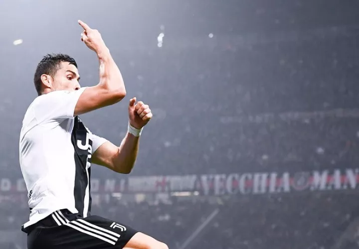 Cristiano Ronaldo con esto llega a 8 goles en 12 partidos. Foto: EFE