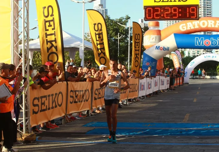 Jorge Castelblanco, durante la Maratón Internacional de Panamá 2018.  Foto: Anayansi Gamez