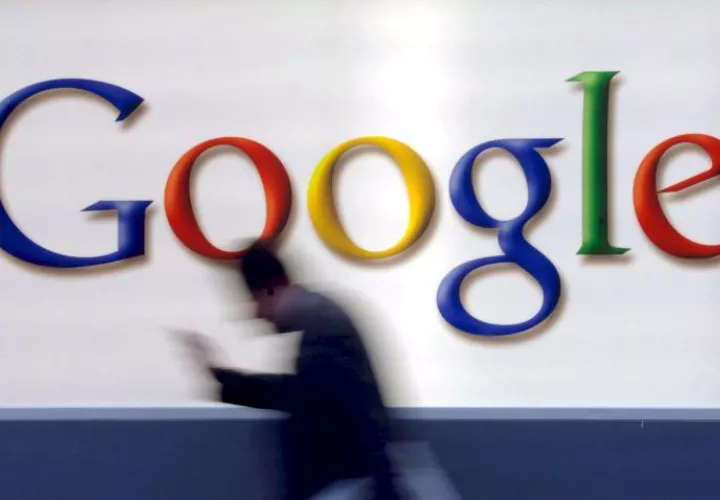 Varias organizaciones de consumidores de diferentes países de la Unión Europea han denunciado a Google por considerar que su política de rastrear la localización geográfica de los usuarios va en contra de las leyes de protección de datos. EFE