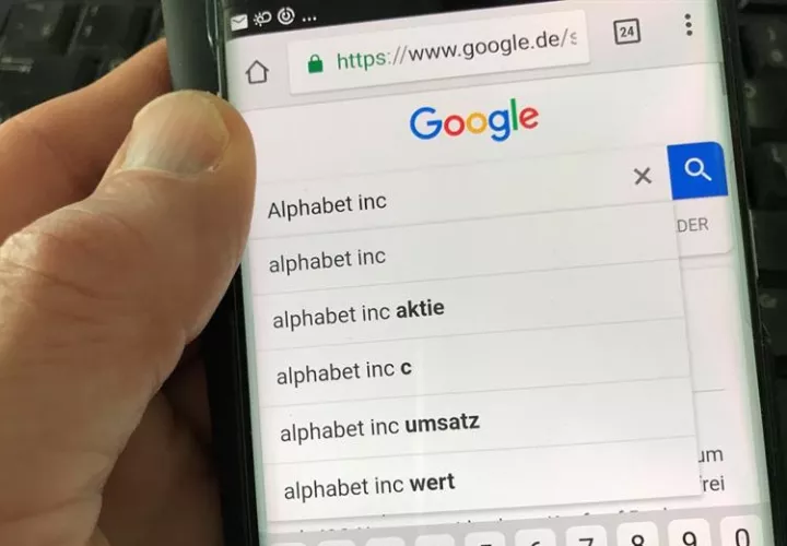 Algunos de los errores que los desarrolladores de esta tecnología han detectado y que están tratando de remediar son los "falsos positivos", es decir, comentarios que son marcados como tóxicos cuando no lo son. EFE