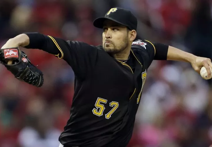 Sergio Romo (izq.) y el ex- grandes ligas Jonathan Sánchez (der.), que vendrá con Puerto Rico. Fotos: Cortesía