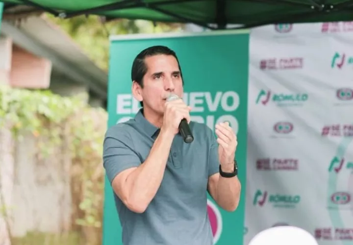 Rómulo Roux, candidato presidencial por el Partido Cambio Democrático.