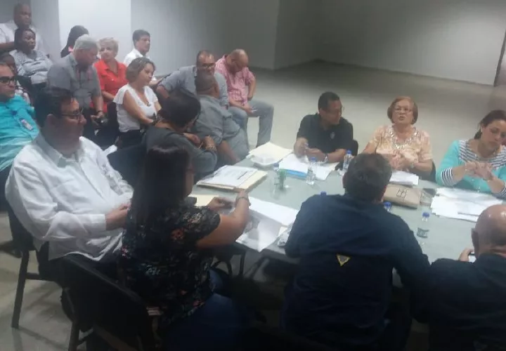 Reunión de la junta directiva de la Caja de Seguro Social. Foto/Diómedes Sánchez