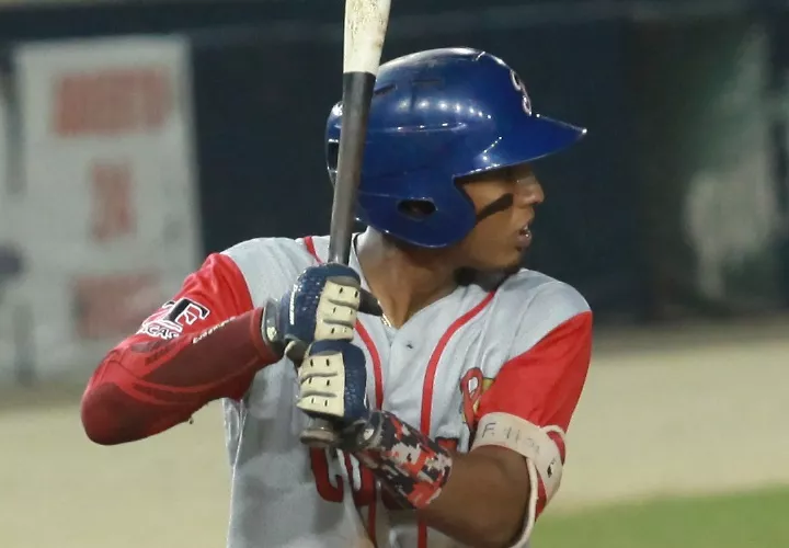 Coclé ganó el primer campeonato en 1962, luego perdió las finales de 1997 y 1999, y el año pasado le ganó en siete duelos a Panamá Este. Foto: Anayansi Gamez