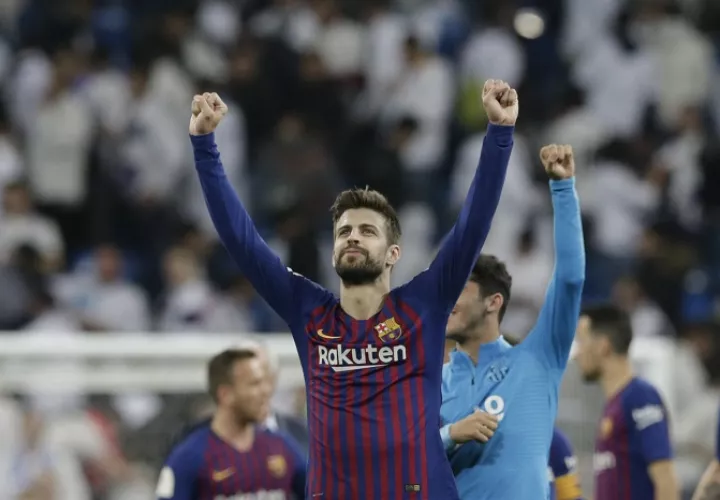 Gerard Piqué celebra el triunfo del conjunto azulgrana./ Foto: EFE