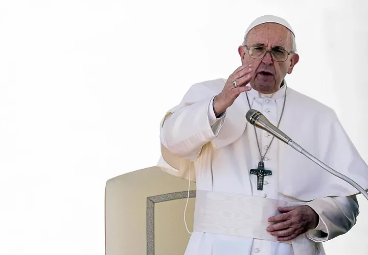 El papa Francisco preside la audiencia general de los miércoles en la plaza de San Pedro en el Vaticano. Foto: EFE
