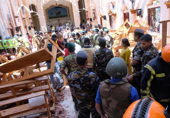 Imágenes de uno de los sitos de las explosiones. Foto/EFE