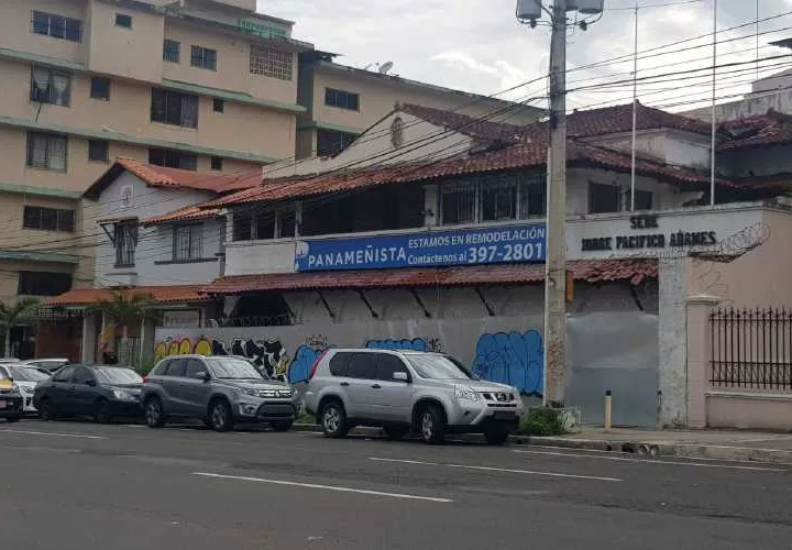 El excandidato compartió en sus redes sociales imágenes del deplorable estado en que ha quedado la sede del partido. A su juicio, la gestión Varela también dejó al colecivo en ruinas.