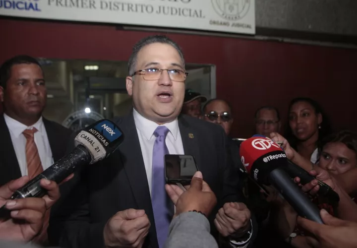 Alfredo Vallarino, del equipo de defensa. Foto: Víctor Arosemena