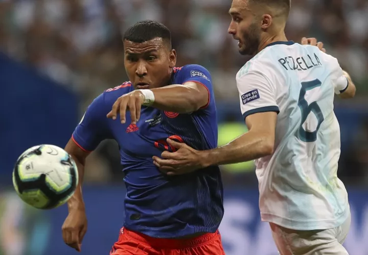 Roger Martínez marcó el gol por Colombia. Foto: AP