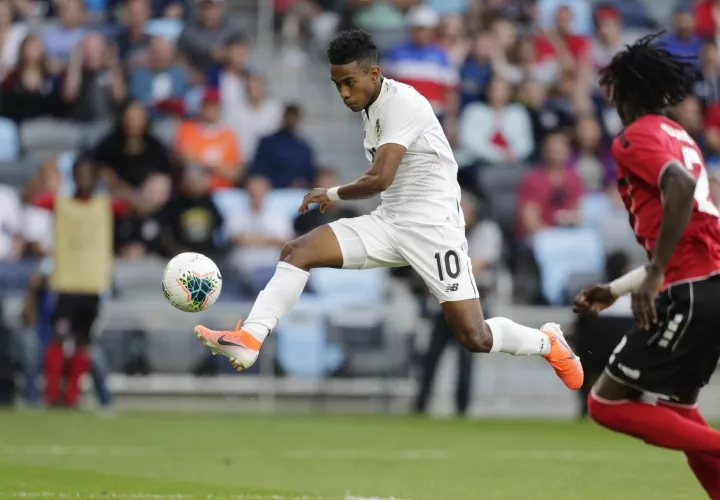 Édgar Yoel Bárcenas anotó el 2-0 en el primer partido de Panamá en el Grupo D, frente a Trinidad y Tobago. Foto:EFE