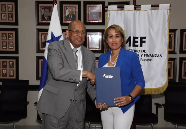 La recién designada es egresada de la Facultad de Derecho y Ciencias Políticas. Foto/Cortesía