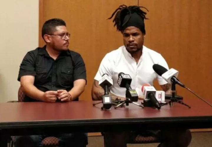 Román Torres (dcha.) en conferencia de prensa. Foto: Twitter