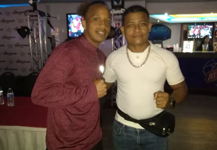 Jonathan Arenas (izq.) se encuentra entrenando para su retorno el próximo miércoles 17 de agosto. Foto: Joel Isaac González