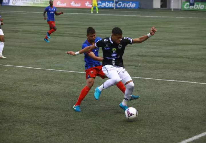 El equipo del Tauro se llevó el importante triunfo, el cual también los ayudó a subir en la tabla de posiciones. Foto: Anayansi Gámez