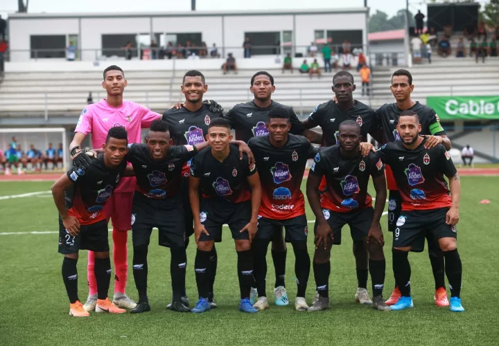 Sporting no ha sumado triunfo en nueve fechas. Foto:Anayansi Gamez