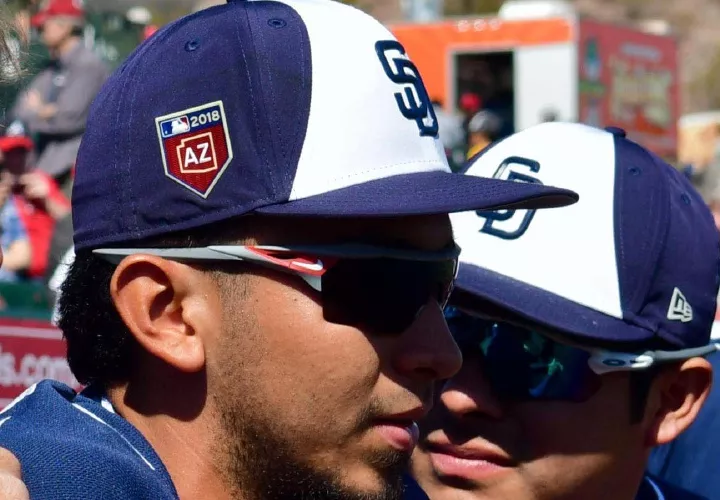 “Javy” Guerra pasó de ser un torpedero natural a lanzador en las fincas de los Padres de San Diego. Foto: Cortesía