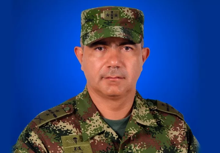 En la imagen aparece el general Oswaldo Peña Bermeo. Foto: ejercito.mil.co