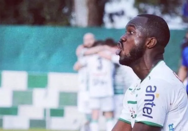 Waterman ha marcado este año 14 goles en 26 partidos con el Plaza Colonia. Foto: Anayansi Gamez