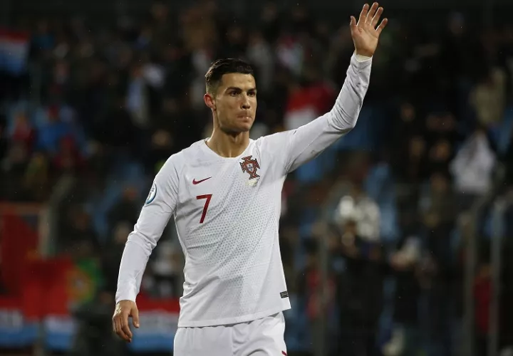 El jugador y su equipo avanzaron a la Euro 200 como segundo el Grupo B. Foto: EFE