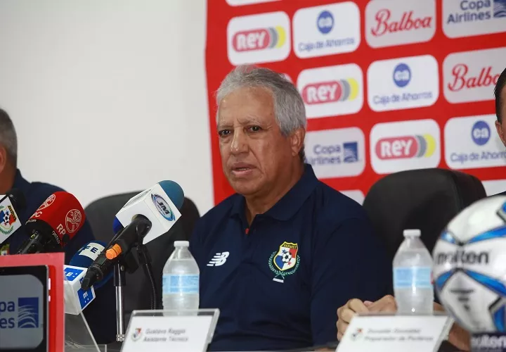 Gallego dijo que nunca pasó por su mente irse del banquillo tricolor. Foto: Anayansi Gamez