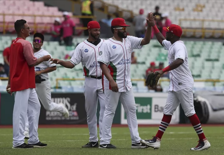 Jugadores de Panamá celebran. Foto: AP