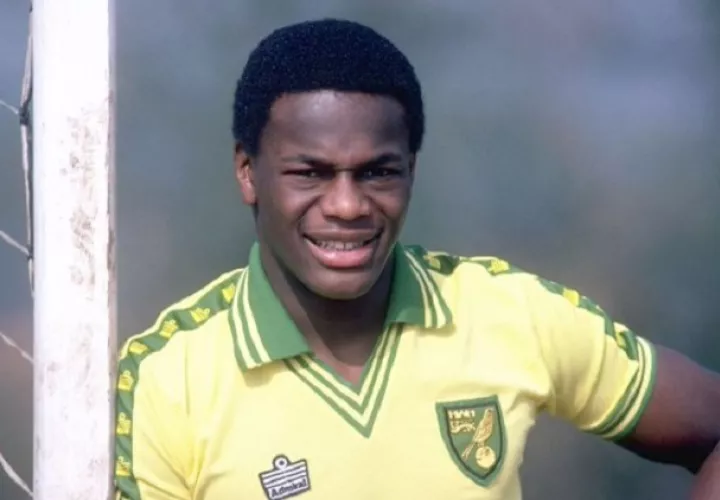   Justin Fashanu vivió un prometedor inicio de carrera. Foto: Twitter 