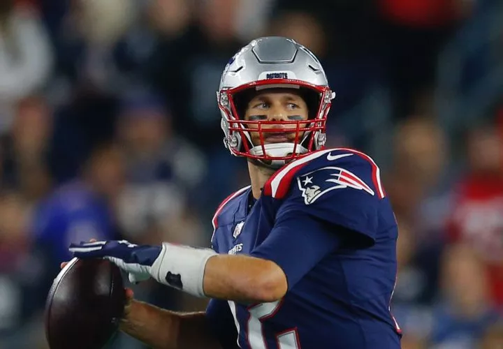 Brady no deja de entrenar. Foto:AP