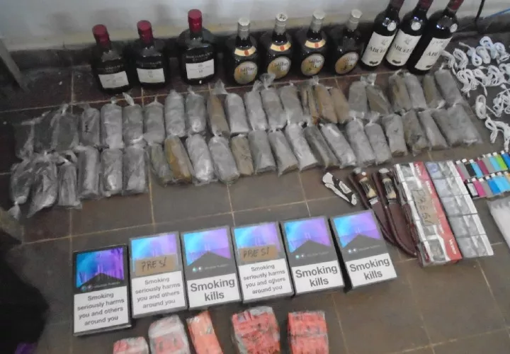 Parte de los artículos que fueron decomisados. Fotos: Cortesía