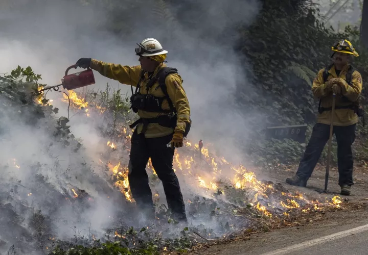Más de 70.000 personas han sido evacuadas en dos condados. FOTO/EFE