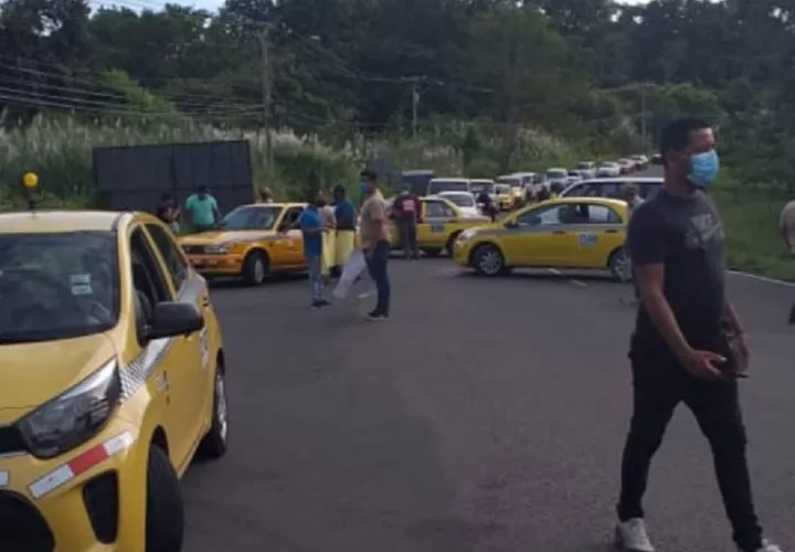  Los quejosos exigen la intervención de la ATTT.